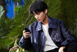 王俊凯壁纸最新爆料高清,高清美照惊艳亮相，粉丝直呼心动不已