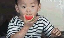 娱乐吃瓜酱男朋友一块钱,娱乐吃瓜酱男朋友的神秘礼物