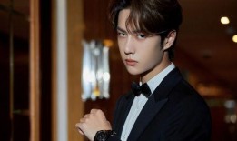 伯贤认哥爆料视频大全,明星幕后趣事全收录